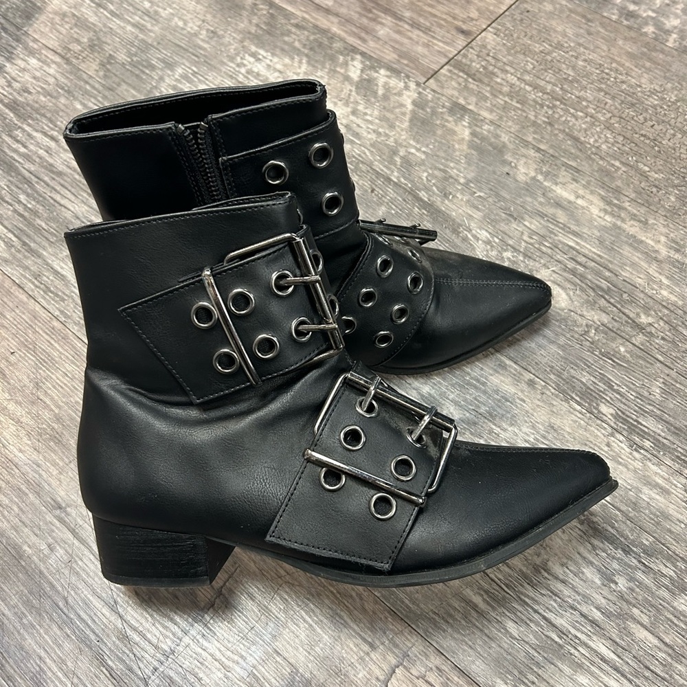 Demonia warlock-55 style women’s gothic boots